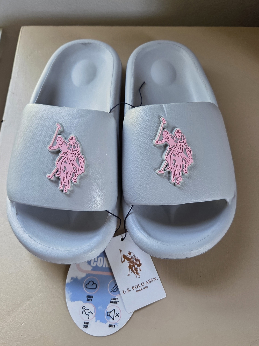 U.S. Polo Assn. Light Gray Slide Sandals with Pink Logo New L 9-10
